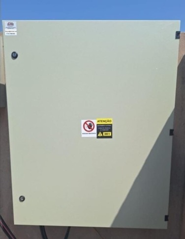 PAINÉIS ELÉTRICOS